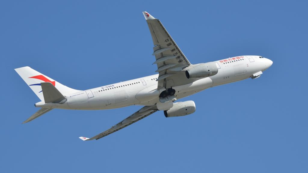 塔城空运长沙机场